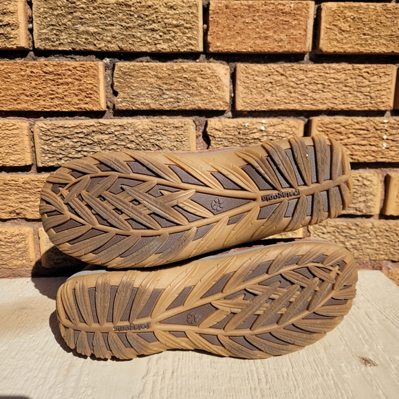 UGG Brown Akadia Sherpa Lined Back Lace Up Boots Size 9 - Picture 7 of 10